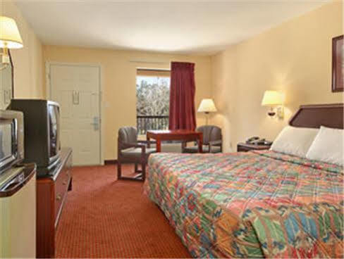 Days Inn by Wyndham Ocean Springs Exterior foto