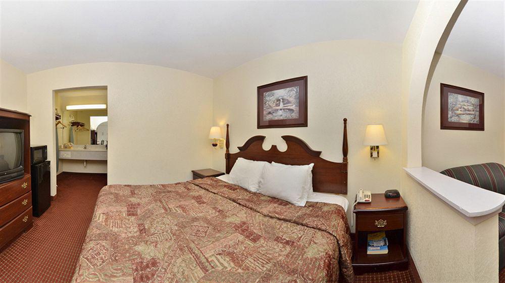Days Inn by Wyndham Ocean Springs Exterior foto